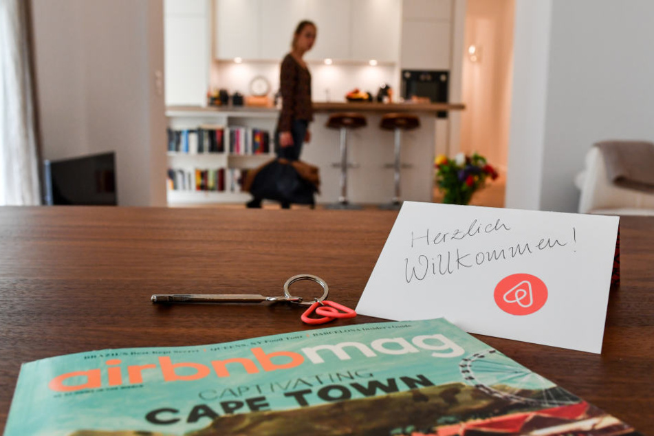 Airbnb-Gastgeber müssen den Tourismusbeitrag nicht mehr kassieren und an die Stadt weiterreichen. (Symbolbild)