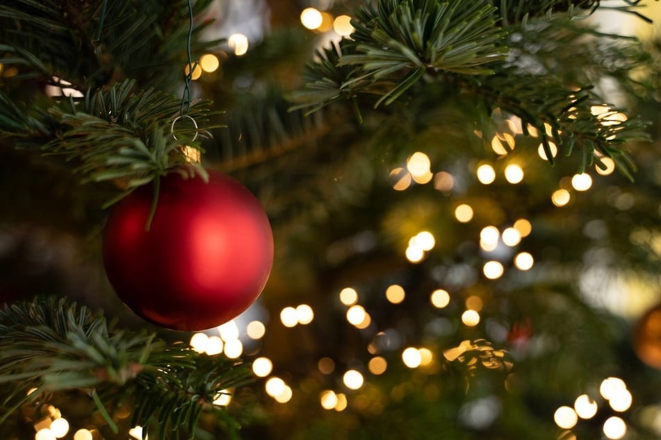 An Weihnachten werden meist keine geplanten Kaiserschnitte durchgeführt, somit sinken die Geburtszahlen in dieser Zeit.