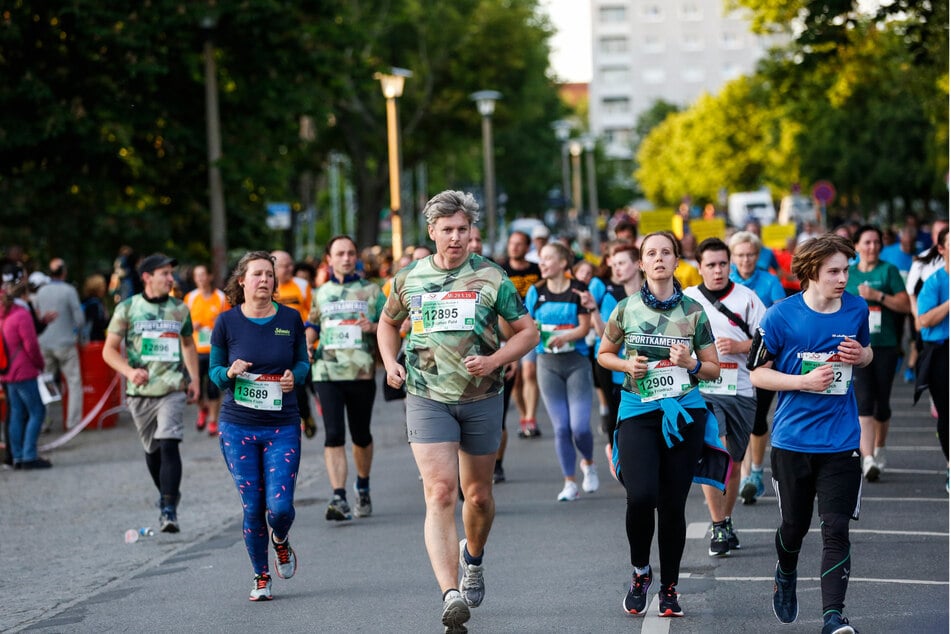 In diesem Jahr werden wieder mehr 30.000 Menschen an dem großen Firmenlauf durch Dresden teilnehmen.