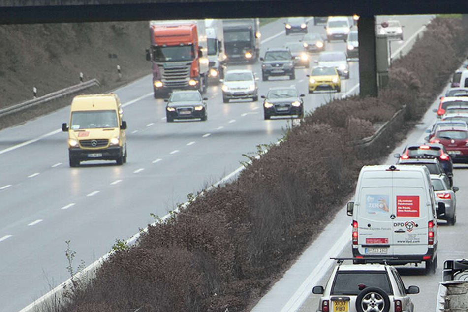 Auf der Autobahn 4 kam es zu dem Zwischenfall (Symbolbild).