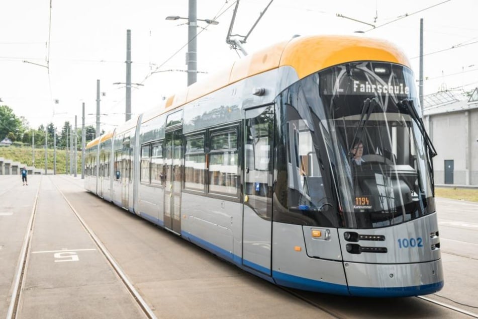 41 der neuen XL-Trams sollen bis 2020 durch Leipzig rollen.