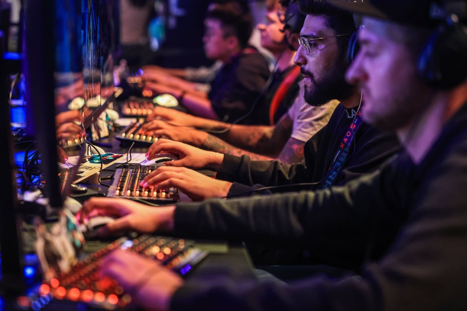 Die Gamescom in Köln ist die weltweit größte Messe für Computer- und Videospiele und zieht Besucher aus aller Welt an. (Archivfoto)