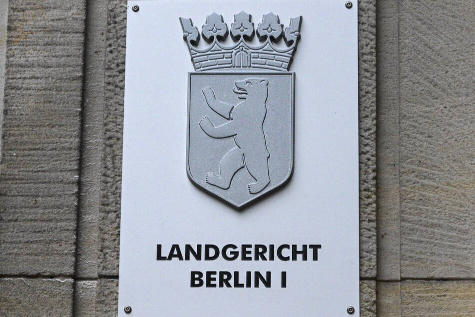 Der Angeklagte muss sich wegen 15-fachen Mordes vor dem Landgericht Berlin verantworten. (Archivfoto)