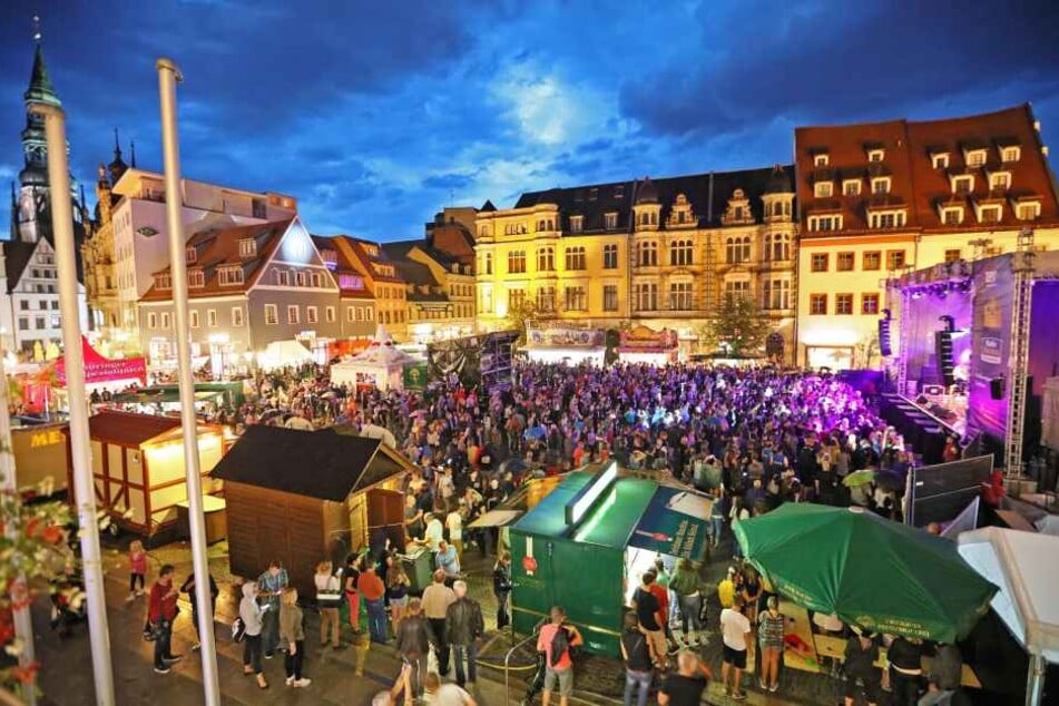 Das Zwickauer Stadtfest ist jedes Mal eine große Party, legt aber auch die Innenstadt teilweise lahm. (Archivbild)