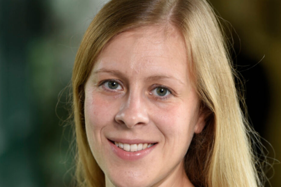 Lena Illek organisiert die Internationale Christfeier.