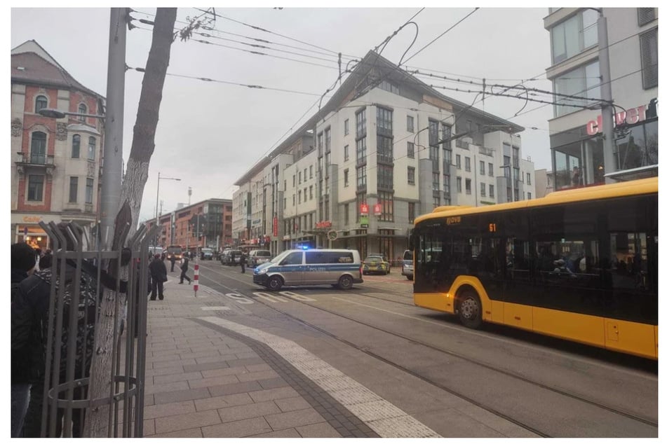 Die Polizei riegelte die Sparkassen-Filiale im Dezember ab.