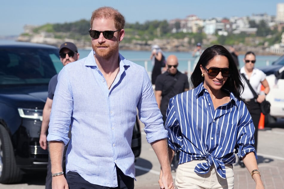 Harry (42) und Meghan (45) reisen offenbar für die Feiertage zurück nach Kalifornien.