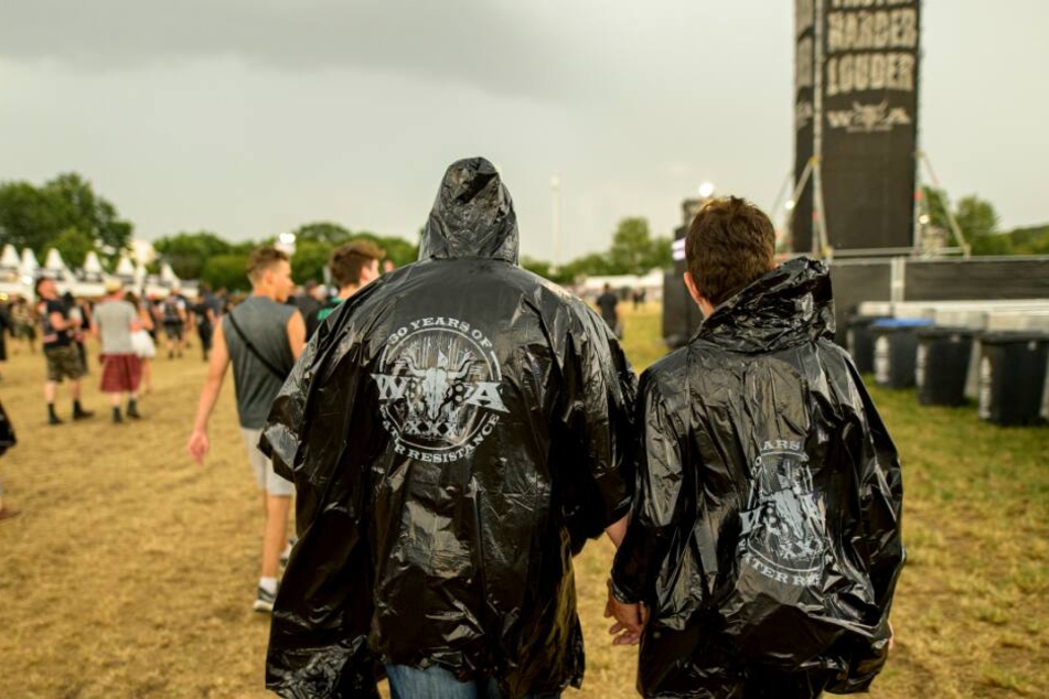 Die Wacken-Besucher mussten das Festivalgelände aufgrund des Unwetters verlassen.
