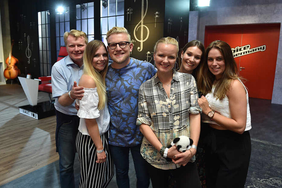 Hinter den Kulissen drückte Simons Familie natürlich die Daumen.