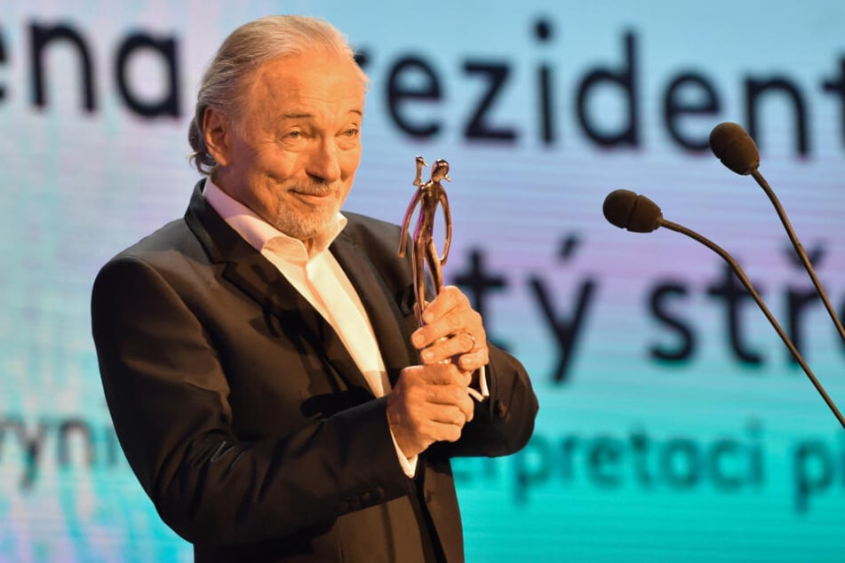Karel Gott erhielt im Mai 2019 eine Auszeichnung beim Internationalen Kinder- und Jugendfilmfestivals.