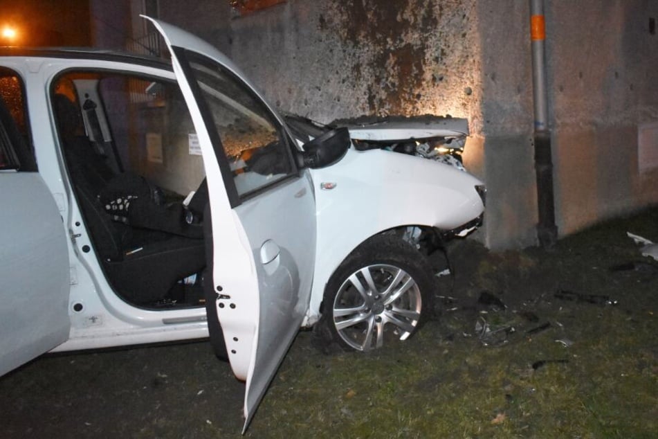 Der später verstorbene Unfallfahrer (39) war allein unterwegs.