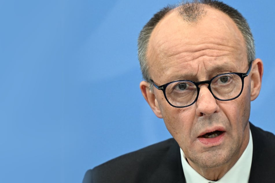 Ukraine-Krieg: Merz hält Frieden über Ukraine hinweg für "undenkbar"