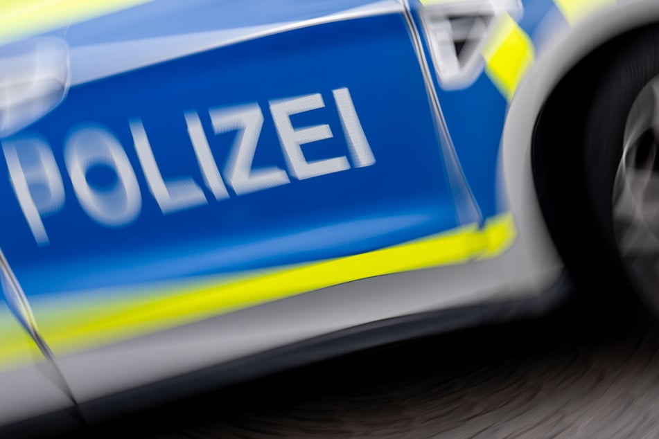 Leipzig: Schusswaffen und Drogen bei Hausdurchsuchung gefunden