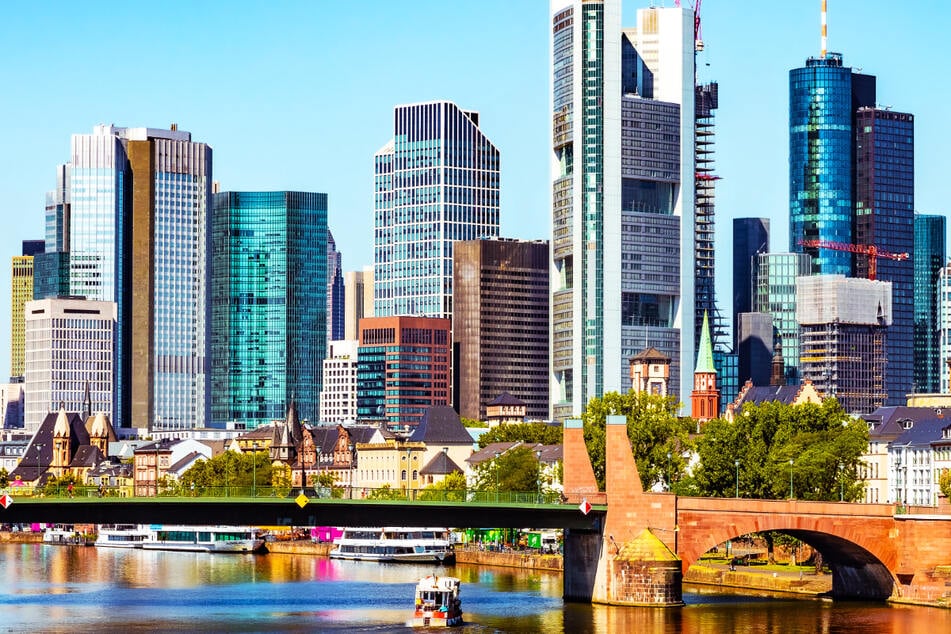 Viel Sonne und extreme Hitze: So sah über Tage hinweg die Wetterlage in Frankfurt am Main und ganz Hessen aus. (Archivbild)