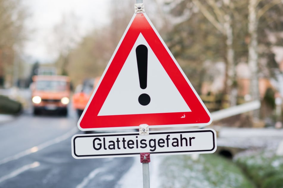 Der deutsche Wetterdienst warnt besonders für den Zeiten am Morgen.
