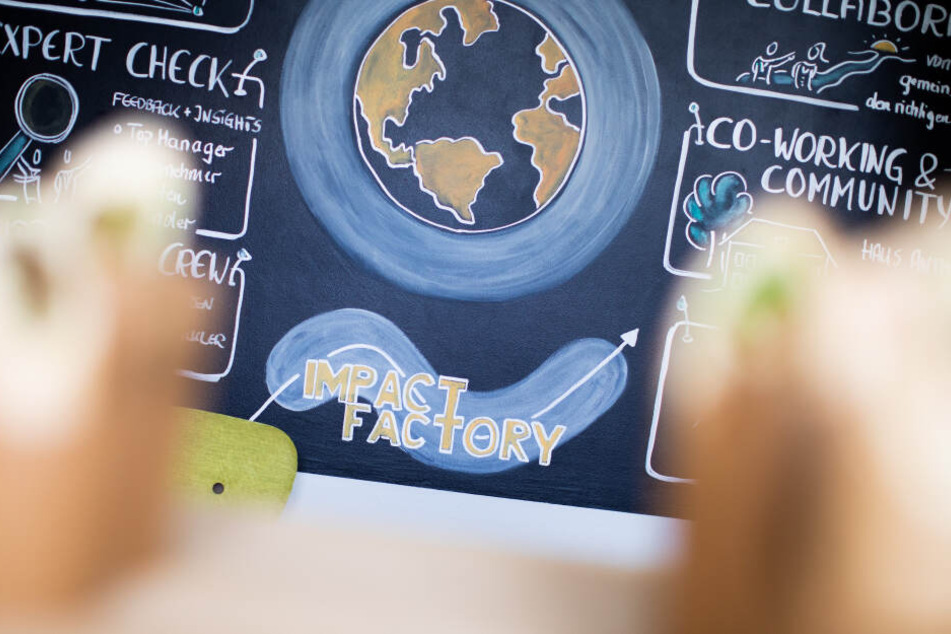 Die Impact Factory unterstützt Start-ups, die soziale, gesellschaftliche oder ökologische Probleme mit unternehmerischen Mitteln lösen wollen.