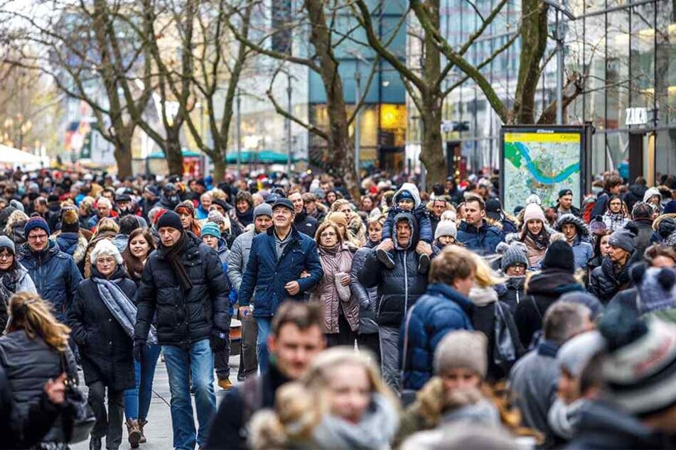 Die Händler hoffen auf zwei Einkaufssonntage schon in diesem Advent.