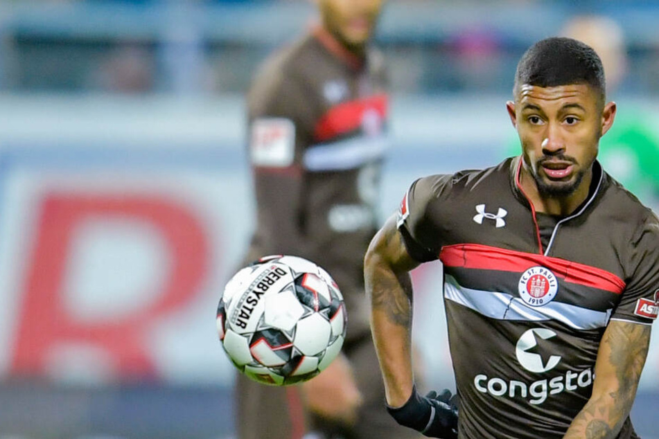 Jeremy Dudziak tauscht ab Sommer das braune Trikot des FC St. Paulis gegen die rote Hose des HSV ein.