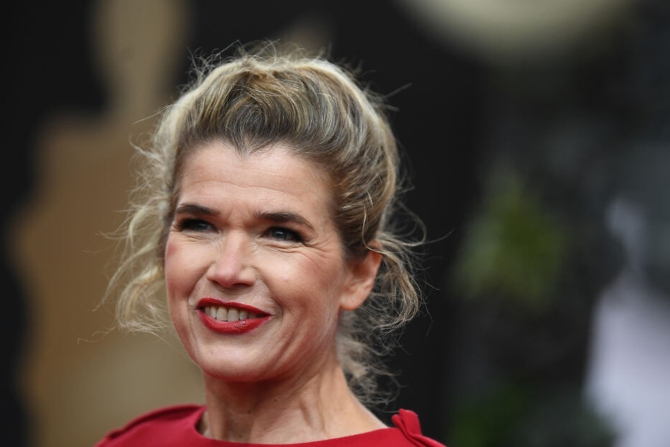 Anke Engelke (54) lebt in Köln und fährt gerne Straßenbahn.