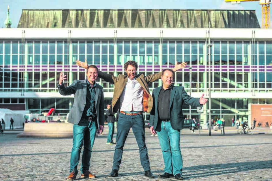 Die Tenöre Daryl Simpson (41, v.l.), Matthew Gilsenan (46) und James Nelson
(53) freuen sich auf ihren Hope-Auftritt im Kulti.