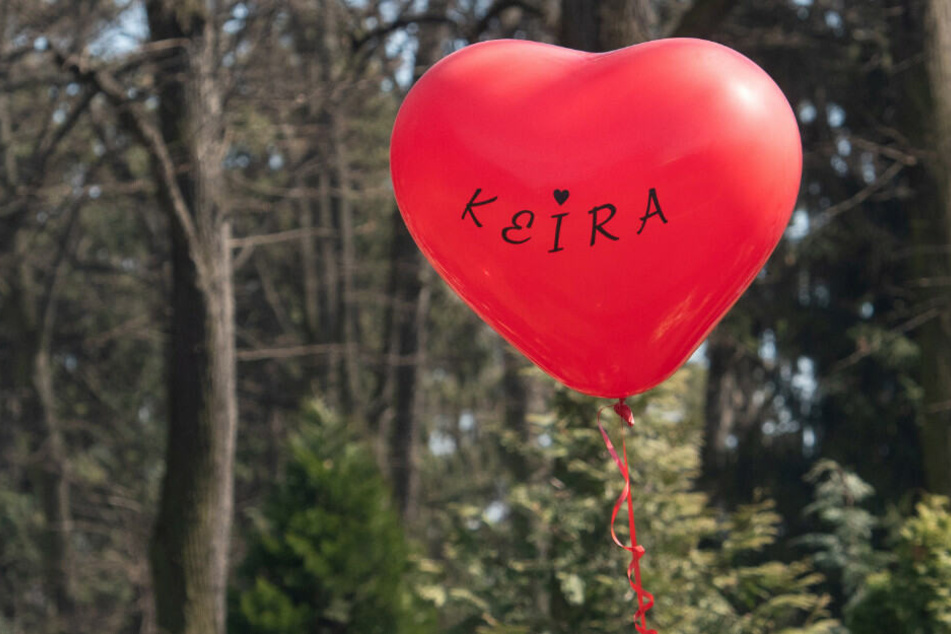 Keira (†14) erstochen: Freundin des Täters muss vor Gericht