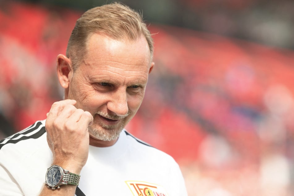 Trainer Mauro Lustrinelli (50) wollte die Klatsche nicht zu hoch hängen.