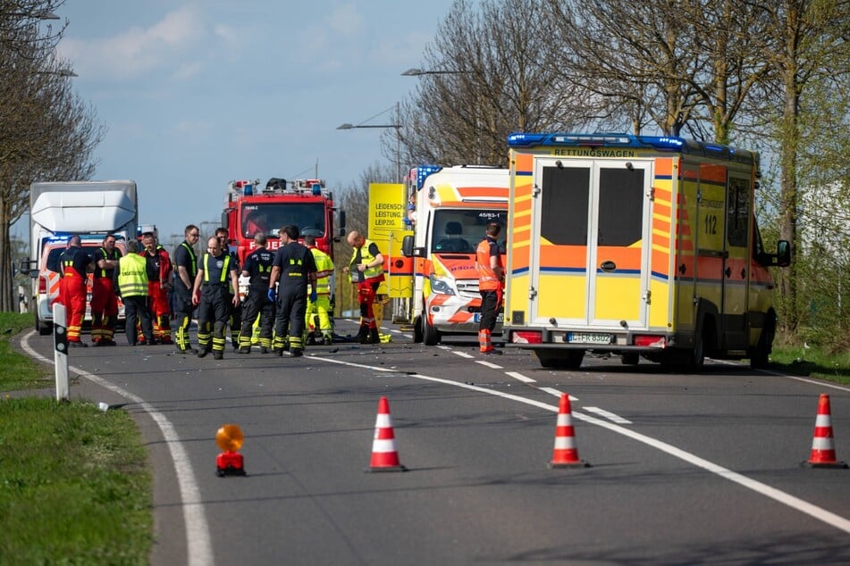Die BMW-Allee musste voll gesperrt werden.