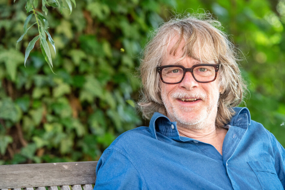 Helge Schneider (65) will bei seiner Sommertournee "Let's lach" durch Deutschland bis September jeden Monat etwa ein Dutzend Mal auftreten.