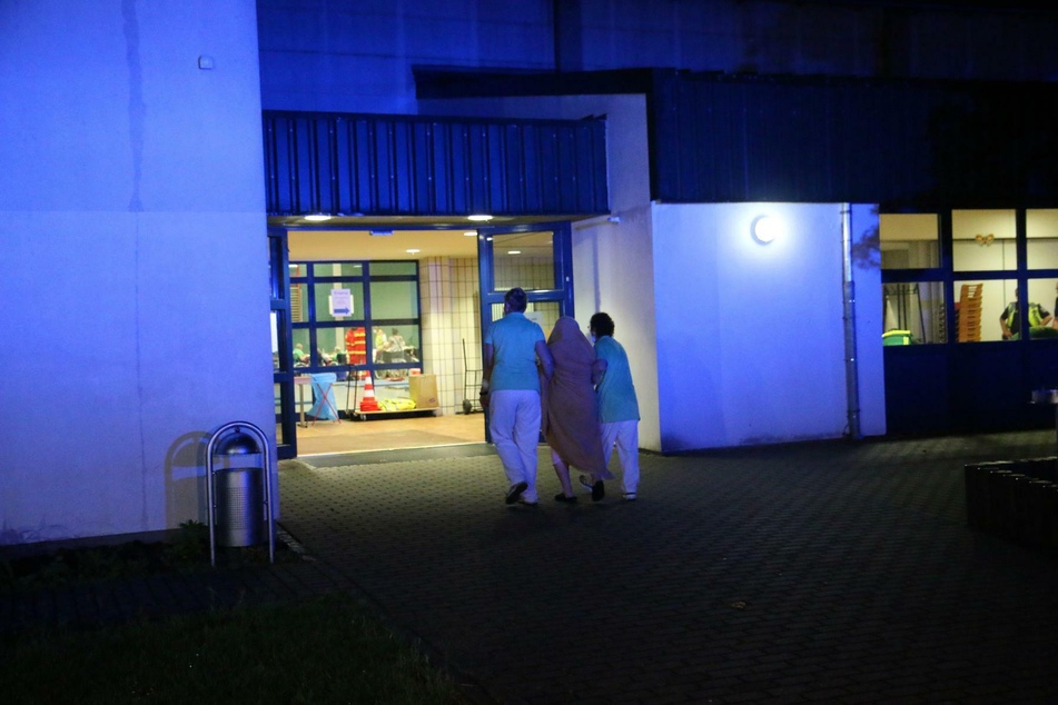 38 Bewohner mussten in Sicherheit gebracht werden.