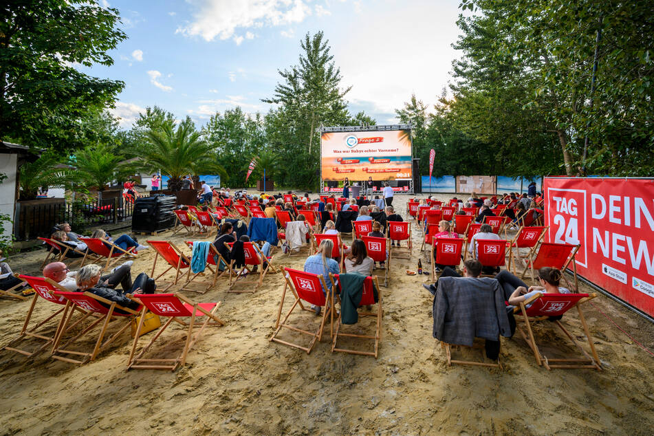 Ein Sommerkino kommt bei den hohen Temperaturen doch genau richtig, oder?
