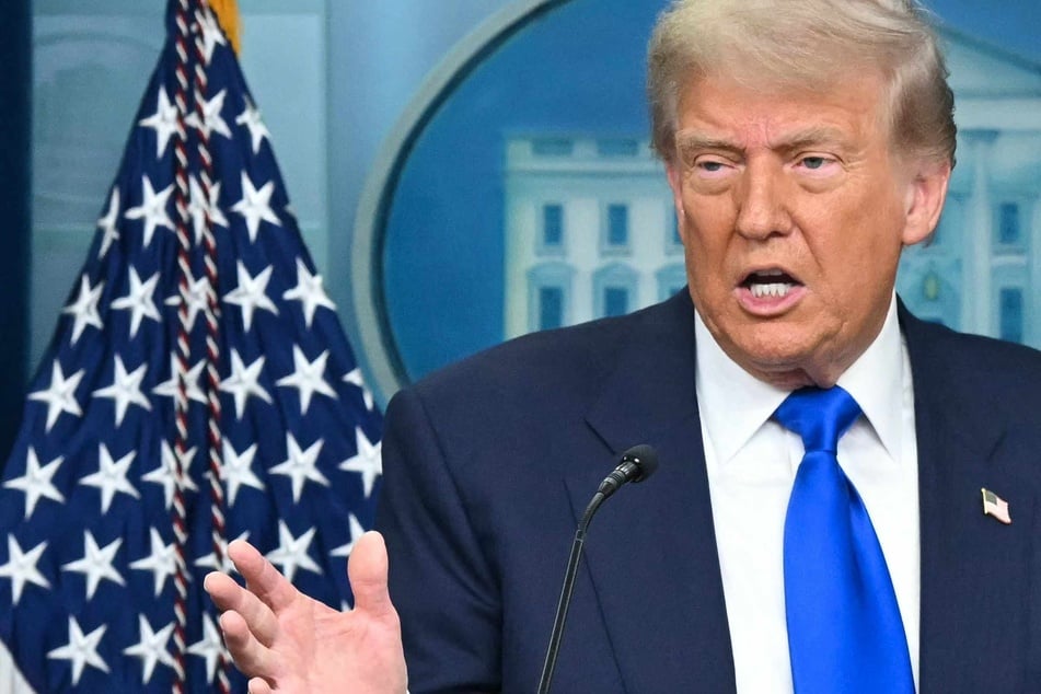 Trump urges Hamas to accept terms of 60-day Gaza ceasefire deal ahead of Netanyahu visit