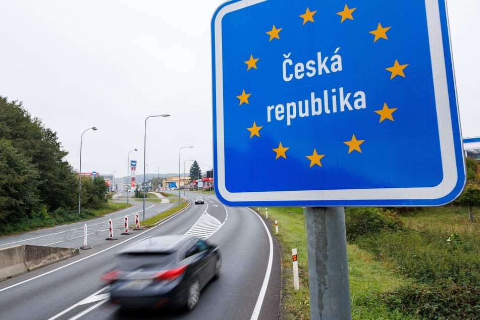 Immer wieder werden illegale Hundetransporte an der deutsch-tschechischen Grenze entdeckt.