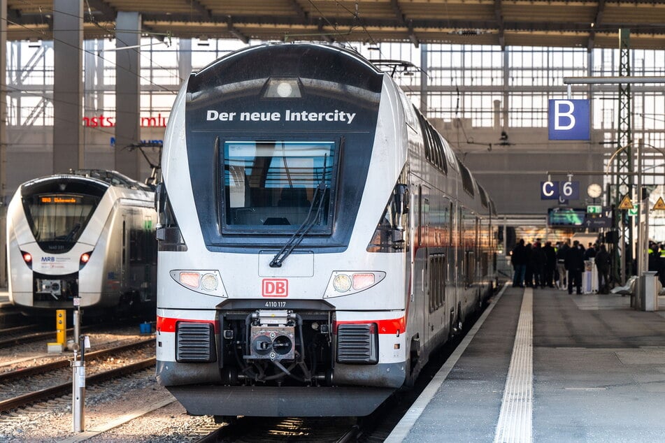 Seit Juni 2022 rollt der IC 17 von Chemnitz an die Ostsee. Bis 2025 sind weitere Verbindungen geplant.