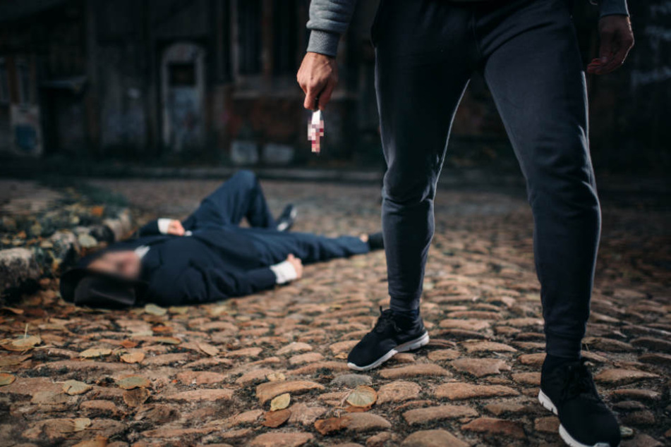 Die Täter schlichen sich von hinten an (Symbolfoto).