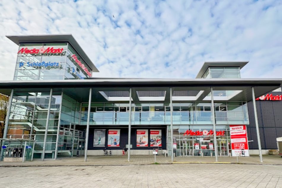 MediaMarkt Nienburg - Schloßplatz 5.