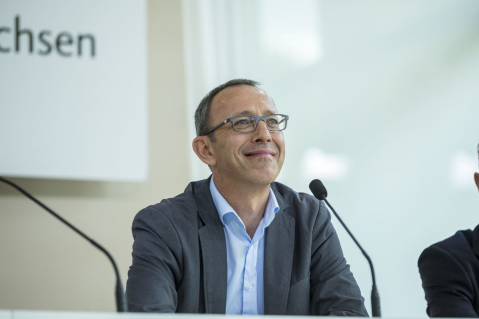 Lachender Dritter: Sachsens AfD-Chef Jörg Urban (53) sieht seine Partei auf dem Weg zur stärksten Kraft.