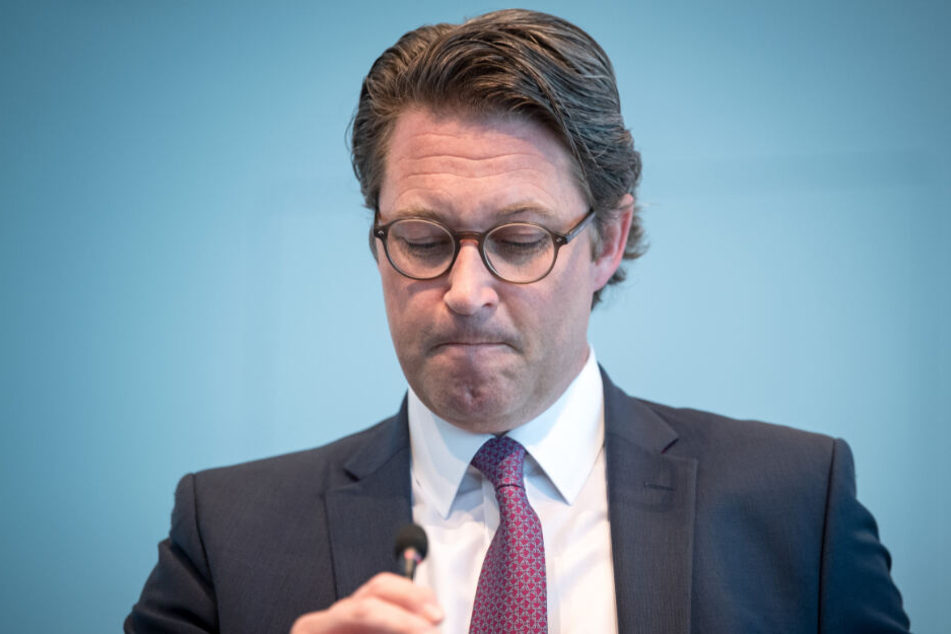 Andreas Scheuer (CSU), Bundesverkehrsminister, bei einem Pressestatement zur Pkw-Maut.