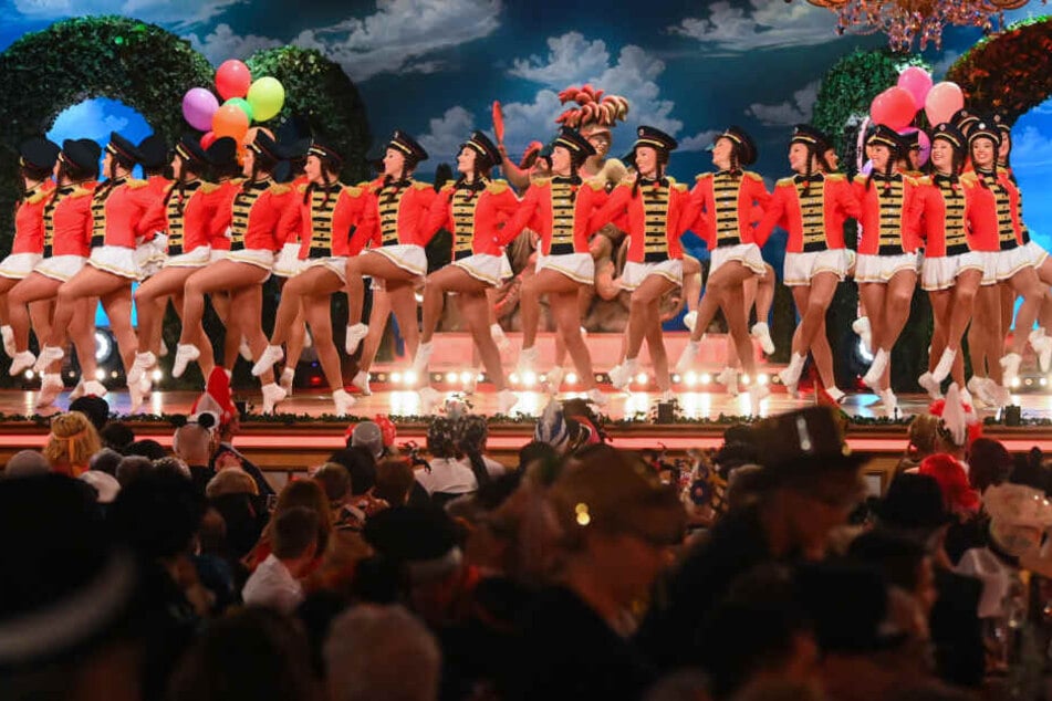 Die Fernseh-Prunksitzung "Fastnacht in Franken"ist seit Jahren die erfolgreichste Sendung des Bayerischen Fernsehens und gilt als der Höhepunkt des Faschings im Freistaats.