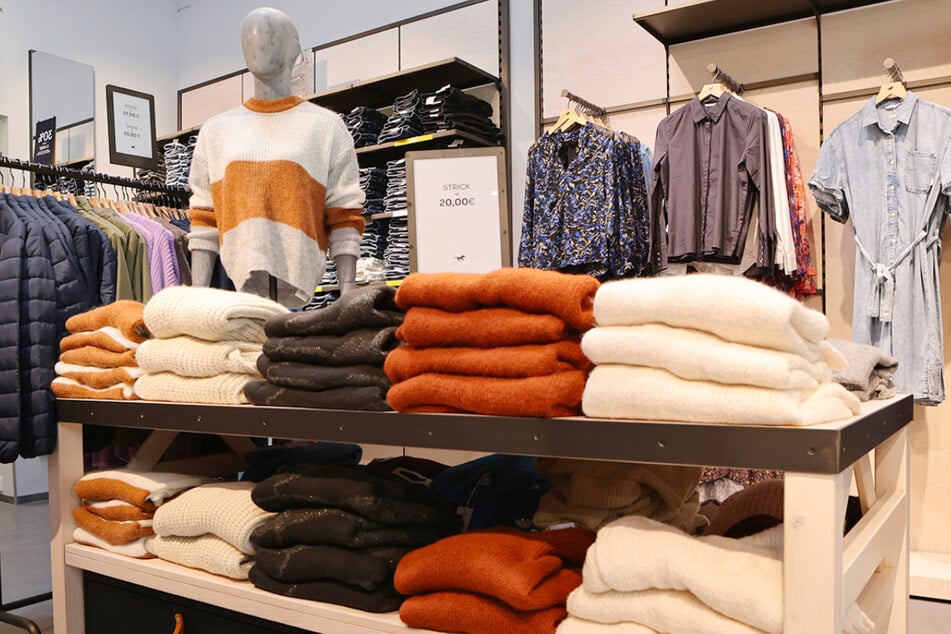 Herbstmode entdecken und bis zu 70 Prozent sparen.