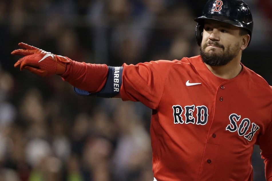 MLB: Red Sox keep setting records as they take series lead over the Astros