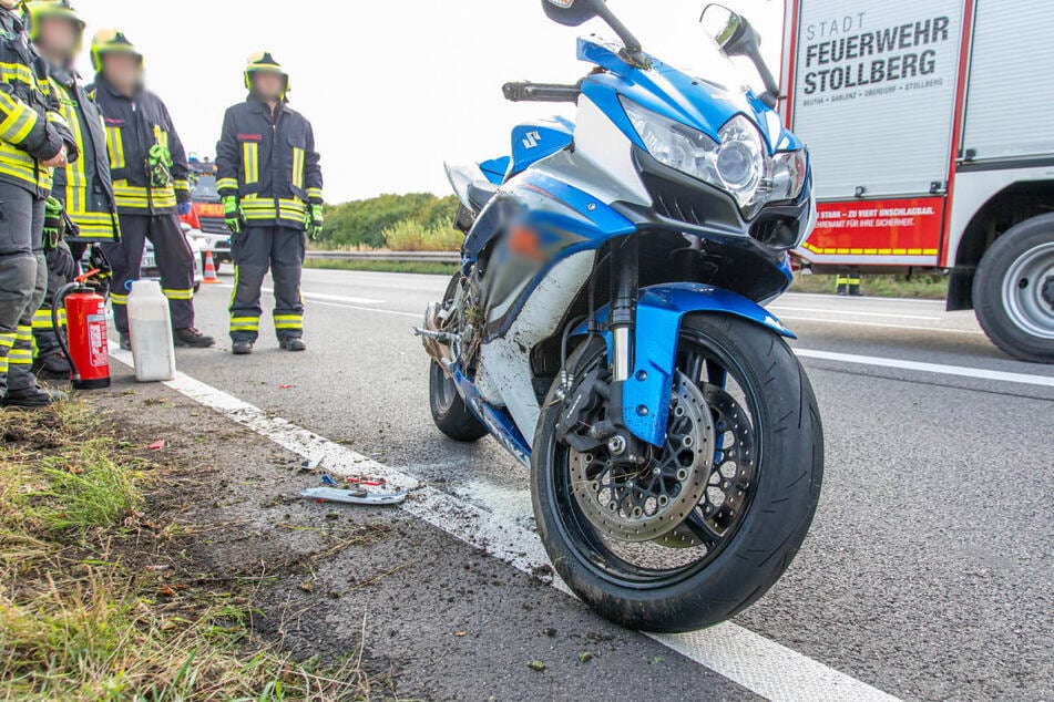 Der Motorradfahrer wurde bei dem Unfall verletzt.