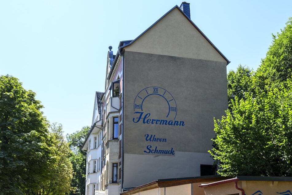 Seit mehr als 140 Jahren gibt es das Uhrmachergeschäft "Eduard Herrmann Nachfolger" in Chemnitz.