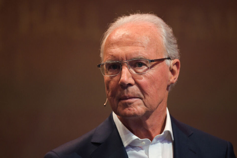 Franz Beckenbauer hat einen Sehsturz erlitten.