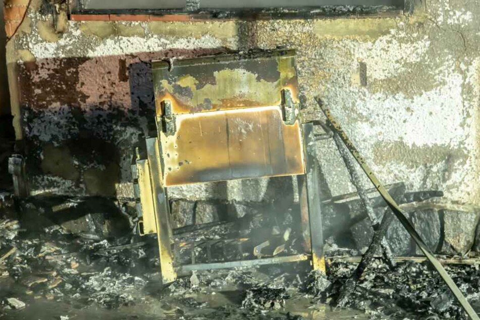 Die Laube wurde bei dem Brand komplett zerstört.