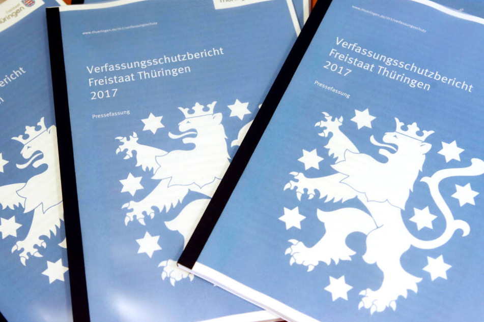 Im Thüringer Verfassungsschutzbericht von 2014 wurde die Band als rechtsextrem bezeichnet.