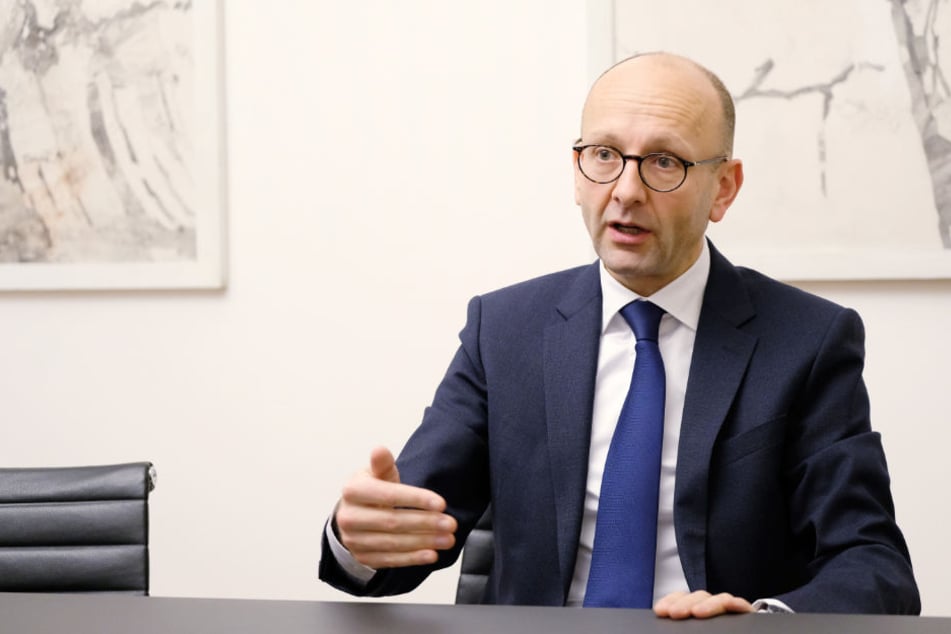Rechtsanwalt und Insolvenzverwalter Lucas Flöther von der Kanzlei Föther und Wissing hat schon die Insolvenzen von Air Berlin und Unister gemanagt.