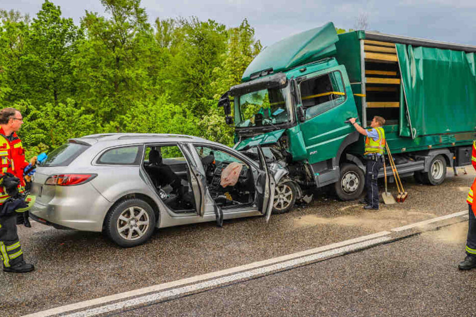Die 42-Jährige musste von der Feuerwehr befreit werden.