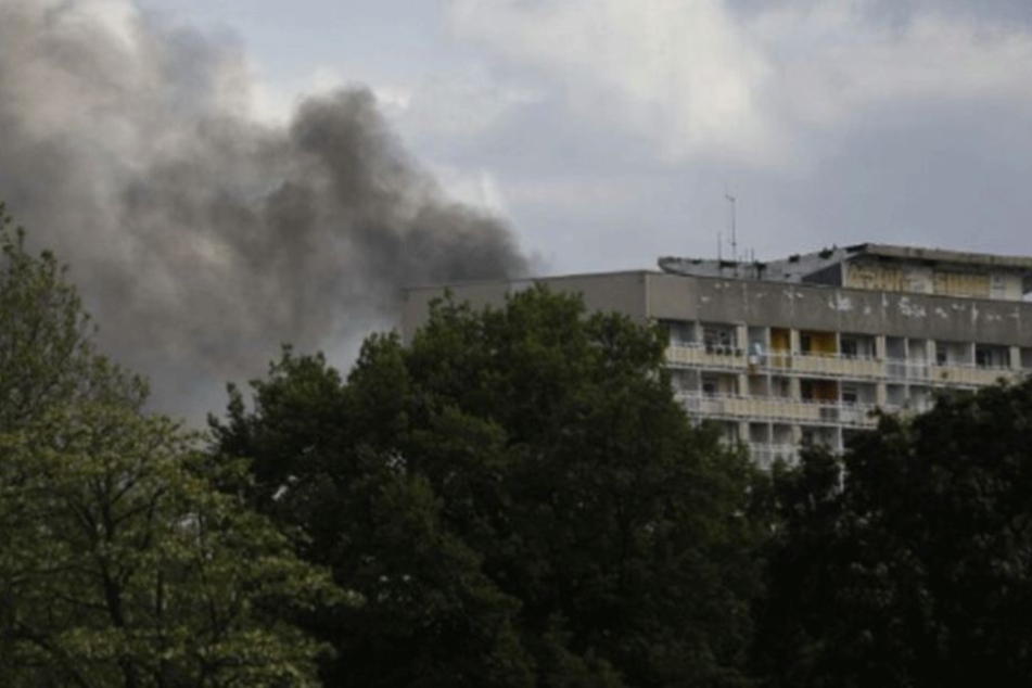 Die Rauchwolke war weit über Dresden zu sehen.