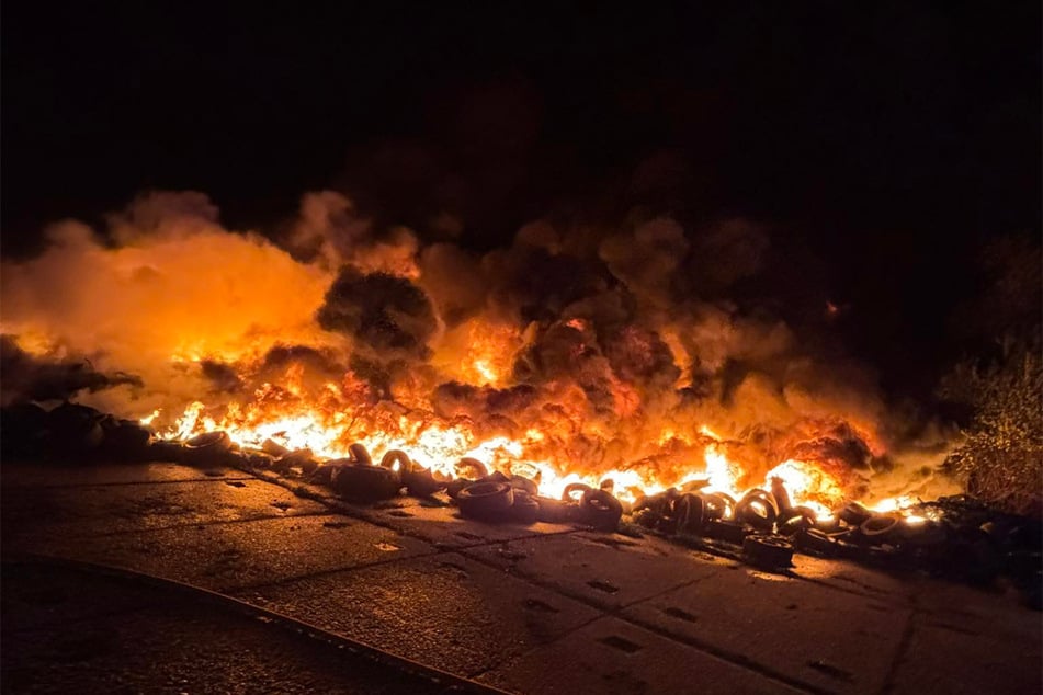 Anwohner wurden per App aufgefordert, ihre Türen und Fenster geschlossen zu halten.