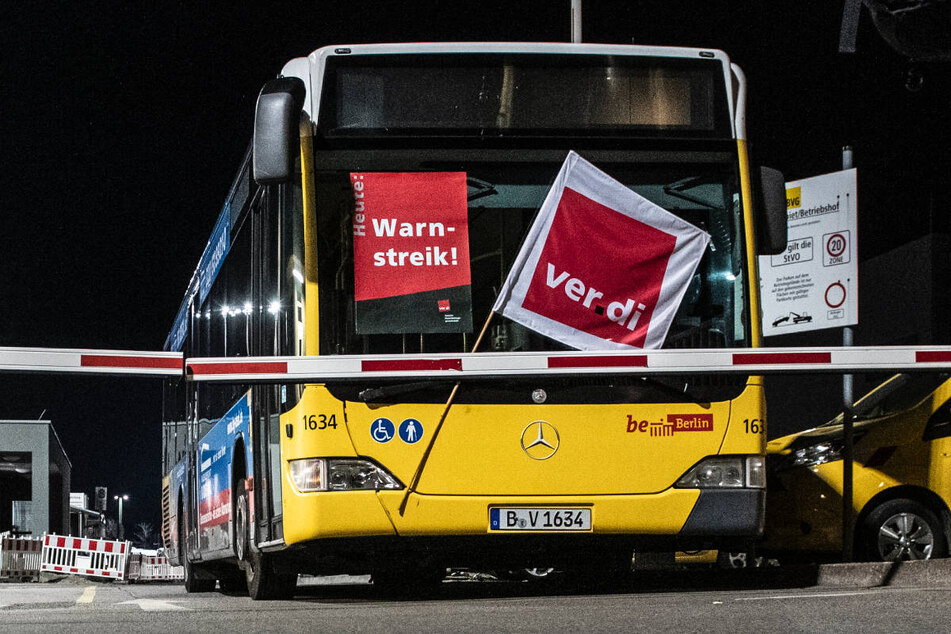 In Berlin und Brandenburg stehen am Freitag Bus, Bahn und Tram still. (Archivfoto)